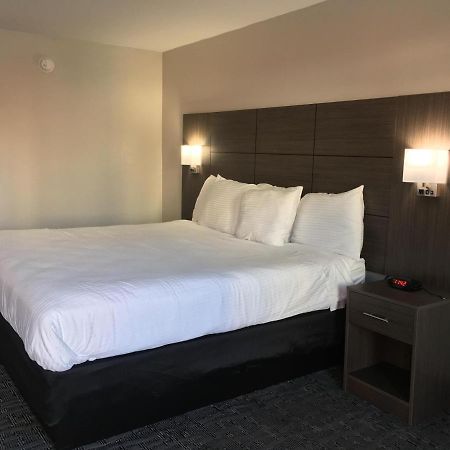 Days Inn & Suites By Wyndham Charleston Airport West North Charleston Kültér fotó