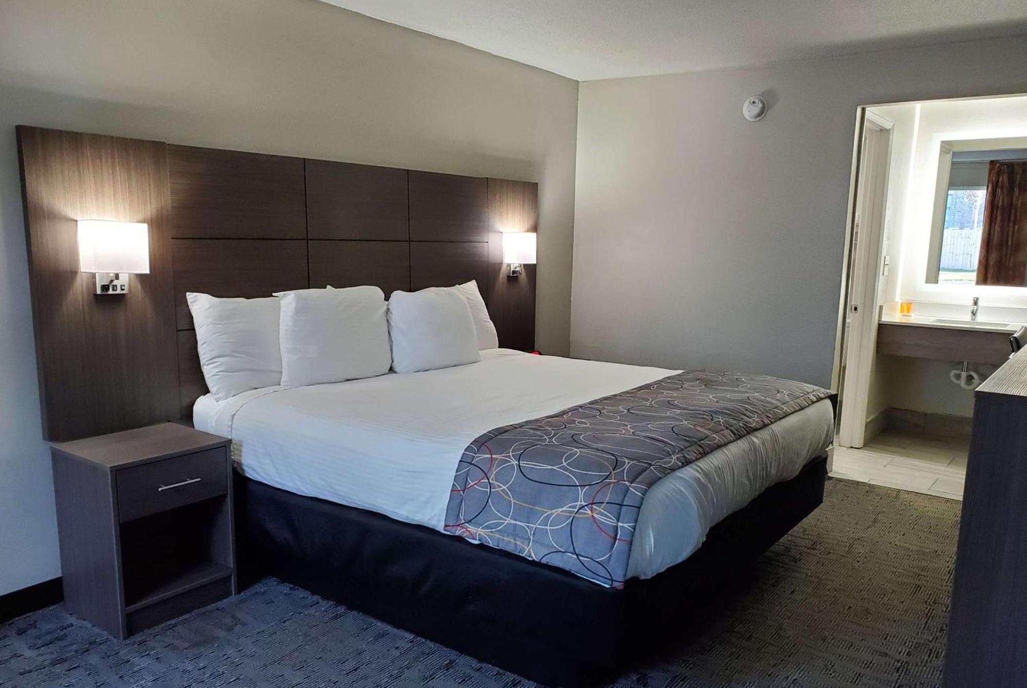 Days Inn & Suites By Wyndham Charleston Airport West North Charleston Kültér fotó