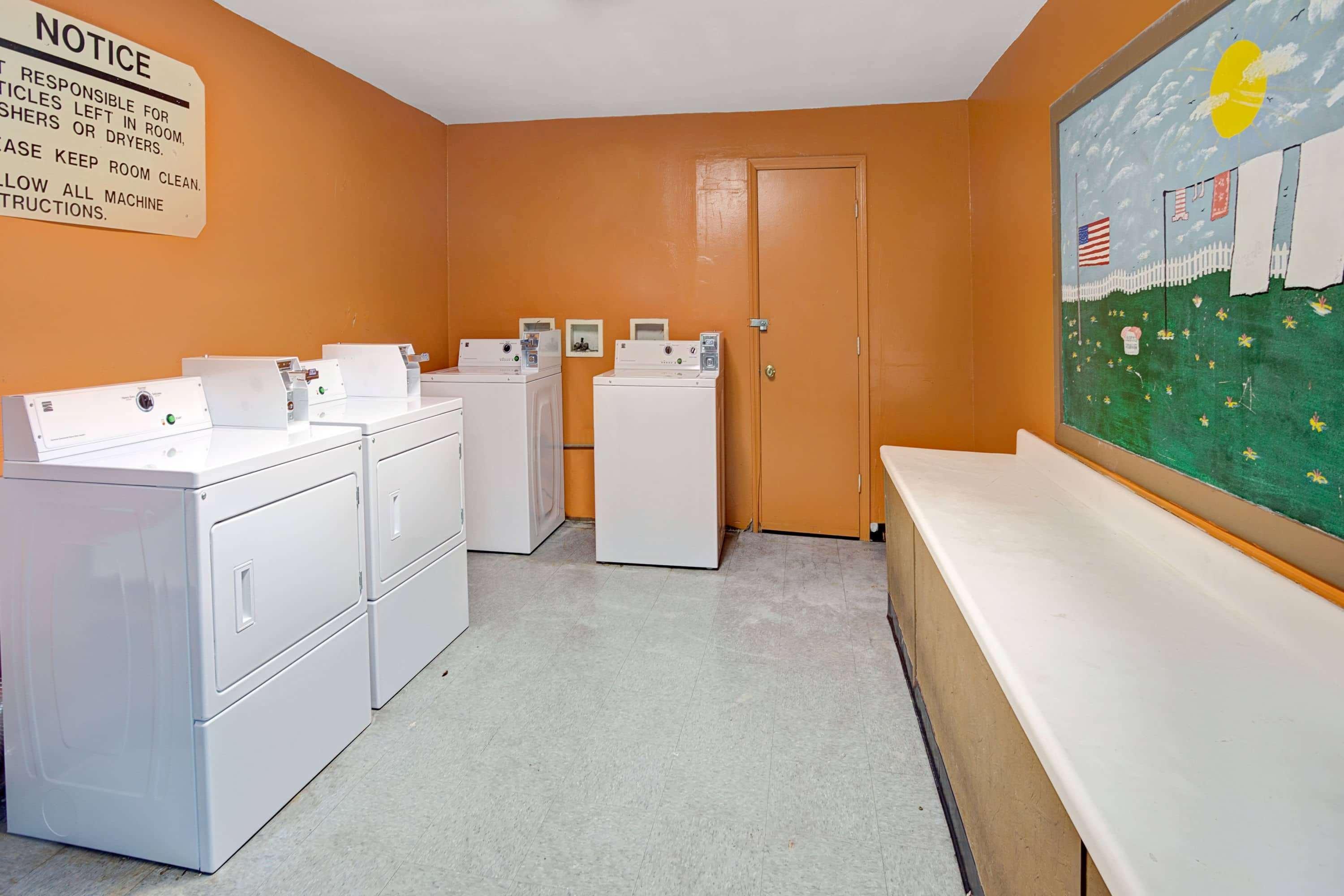 Days Inn & Suites By Wyndham Charleston Airport West North Charleston Kültér fotó